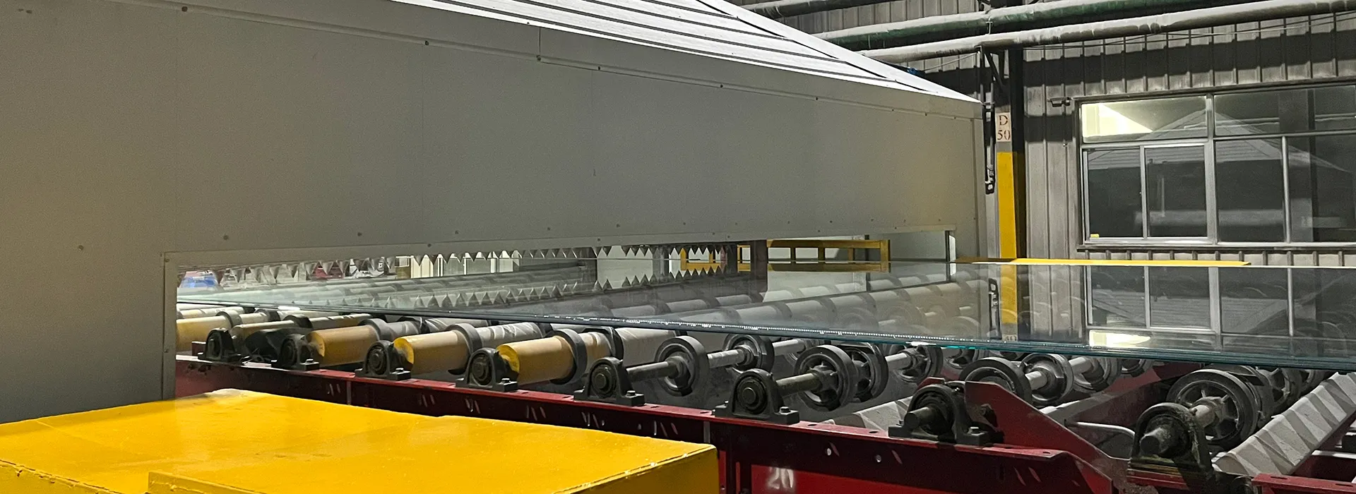 Fabricante de vidrio ultra claro, vidrio tintado, vidrio reflectante, así como vidrio flotado transparente de alta calidad.